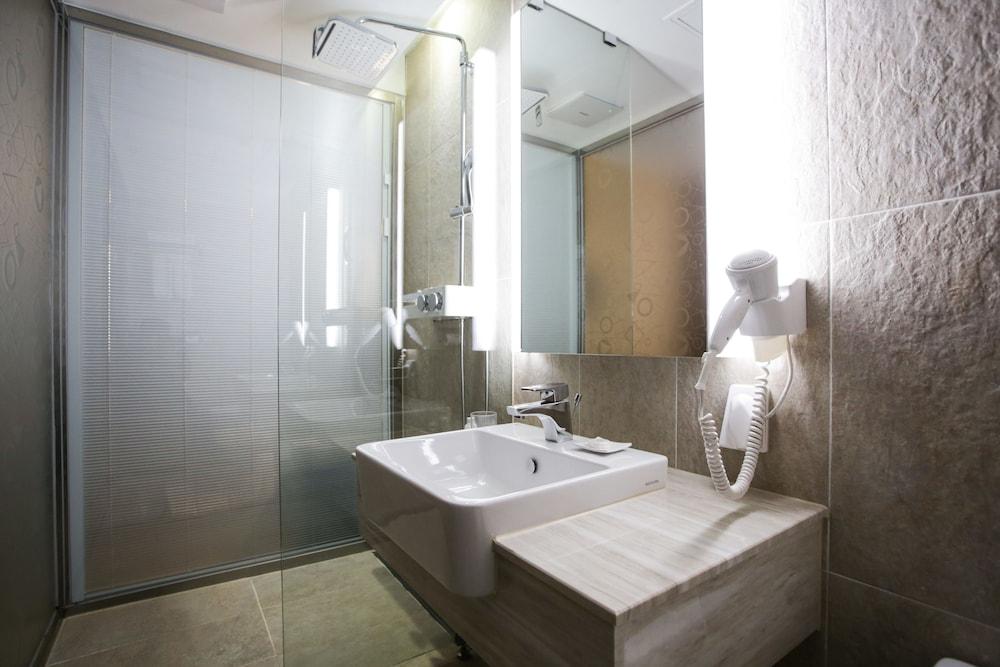 M Stay Hotel Gyeonggi Giheung Yongin Ngoại thất bức ảnh